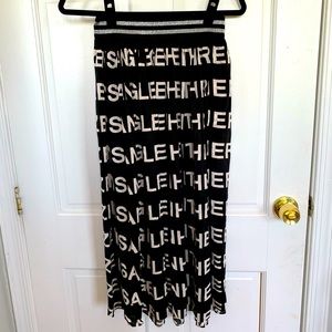 Boutique flowy black maxi skirt